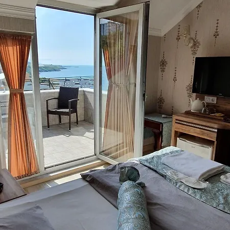 Hotel Fengo & Trabzon