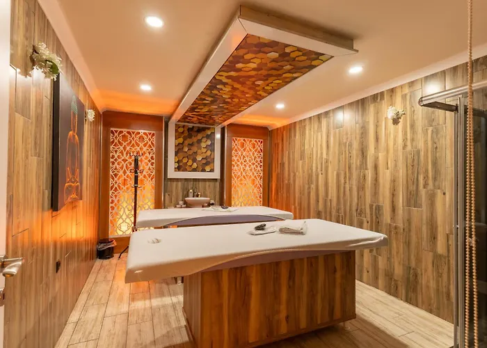 Отель Fengo & 3*