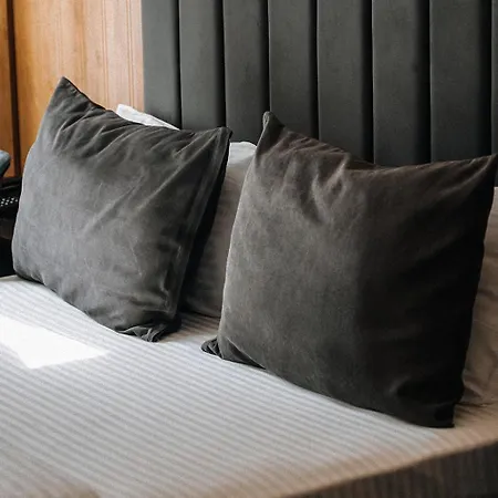 Fengo & Ξενοδοχείο Τραμπζόν