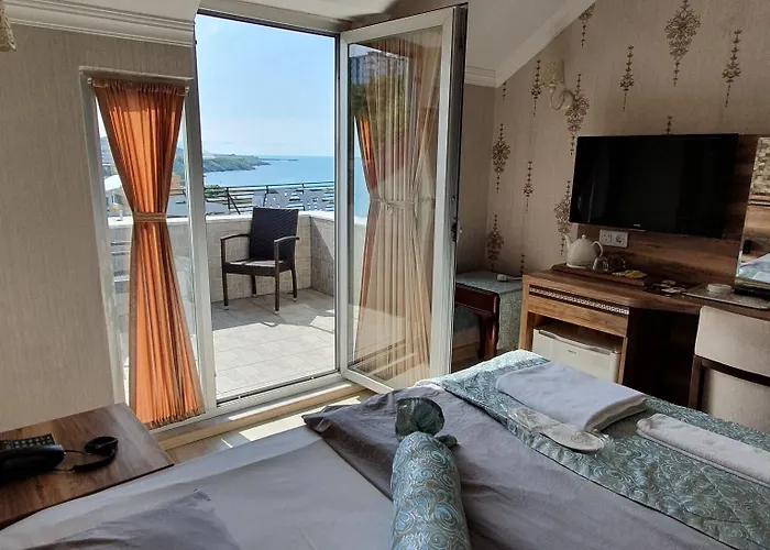 Hotel Fengo & Trabzon