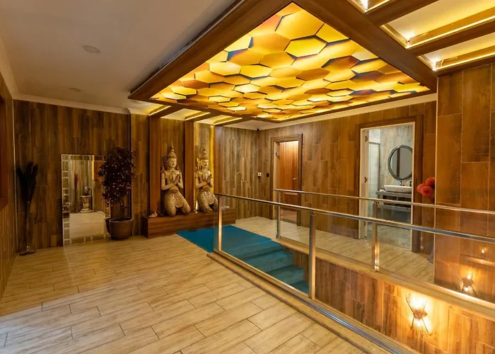 Hotel Fengo & Trabzon