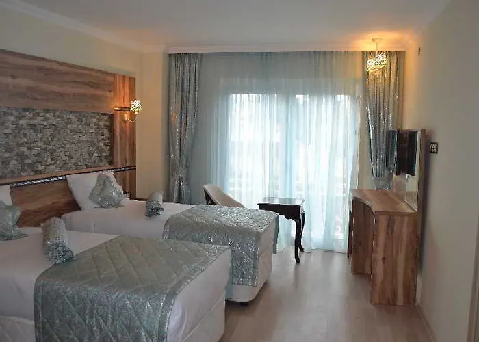 Hotel Fengo & Trabzon