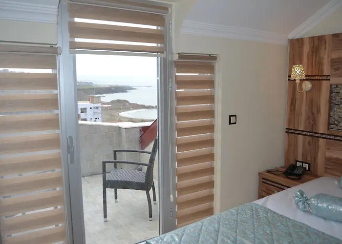 Hotel Fengo & Trabzon